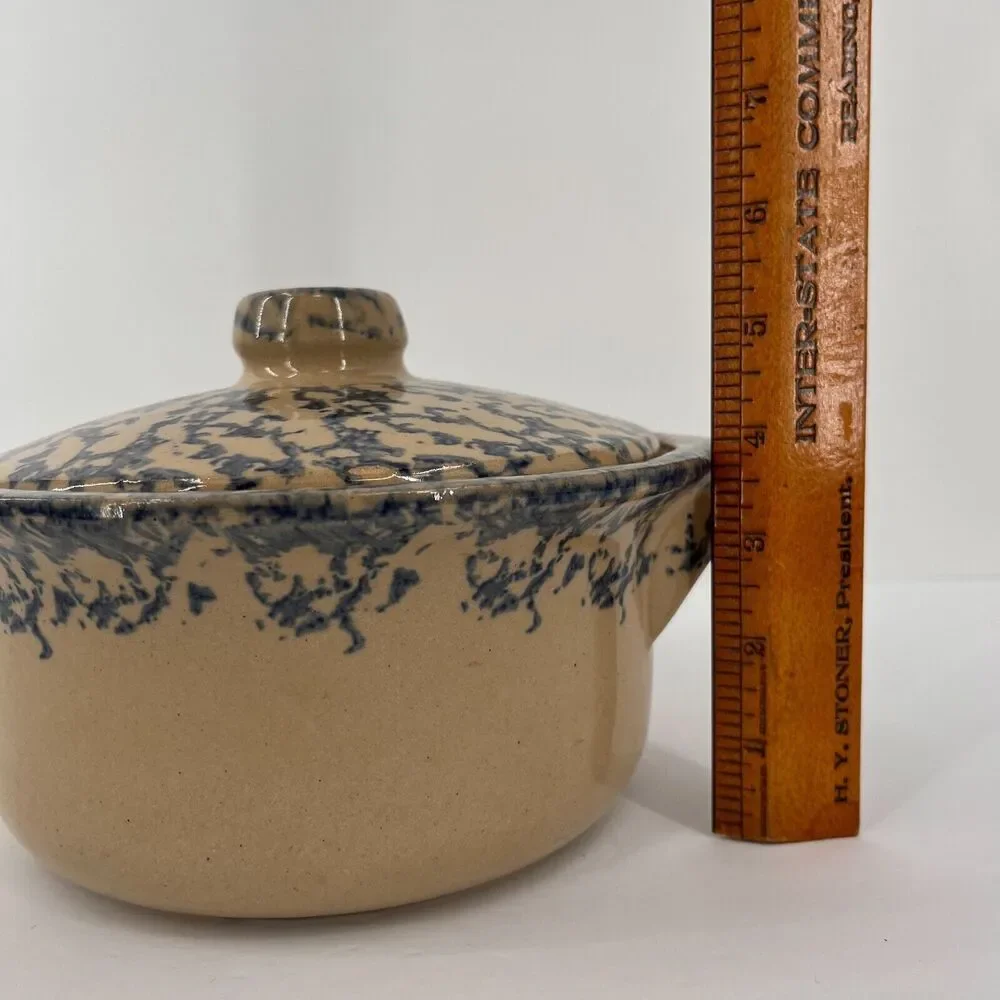 Robinson Ransbottom Roseville Blue Sponge Wheat Bean Pot Casserole Dish Vintage